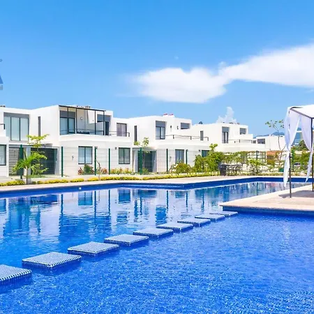 Casa Con Alberca, Coto Privado, Gran Ubicacion Villa